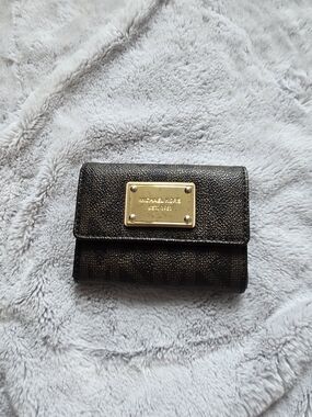Michael Kors Brown Leather Trifold Wallet
